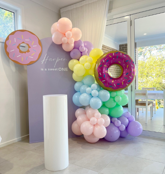 White Round Acrylic Plinth Hire
