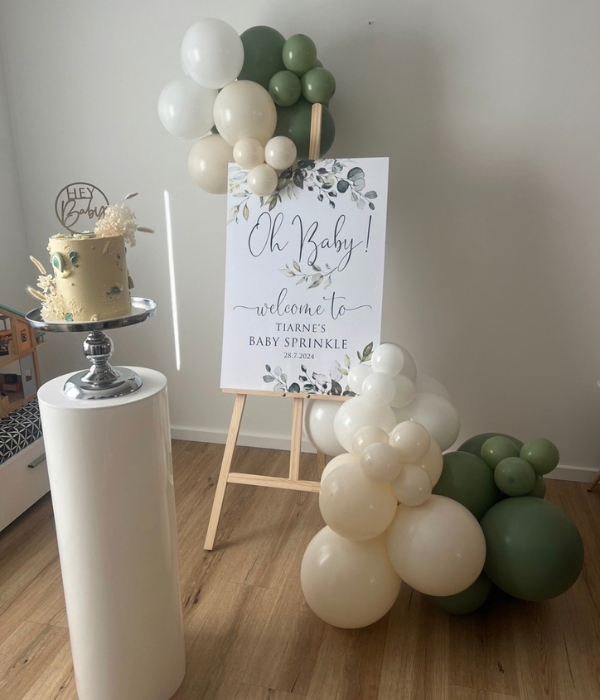 Light Wood Easel Hire