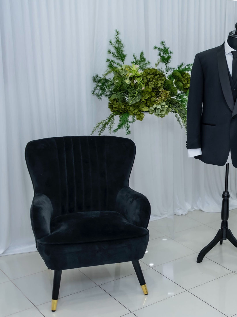 Black Groom Chair Hire
